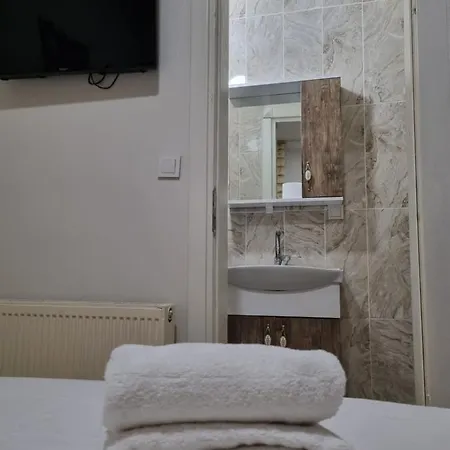 アパートホテル Istanbul City Hotel *